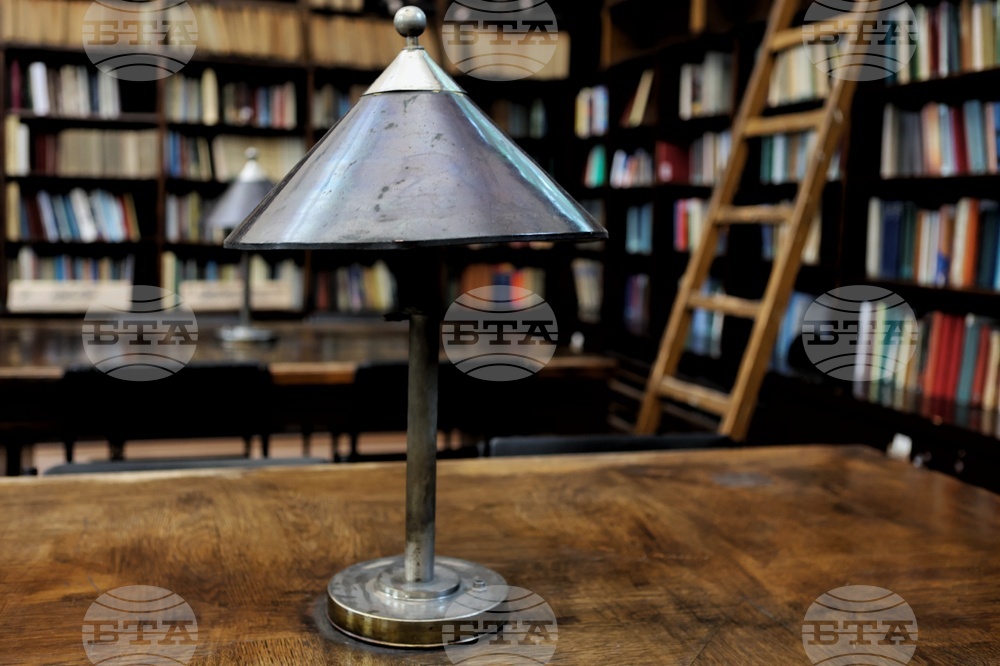 Сръбският писател Маринко Арсич Ивков получи наградата на престижното списание "НИН" за най-добър роман на 2024 г.