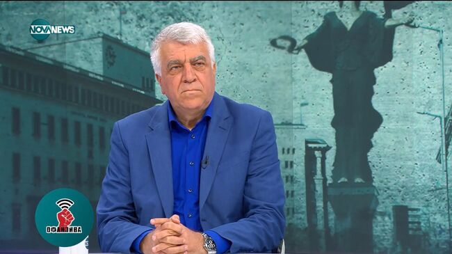 Проф. Румен Гечев: ГЕРБ играят двойна и тройна игра. Трябва да кажат с кого искат да преговарят и какви цели искат да преследват