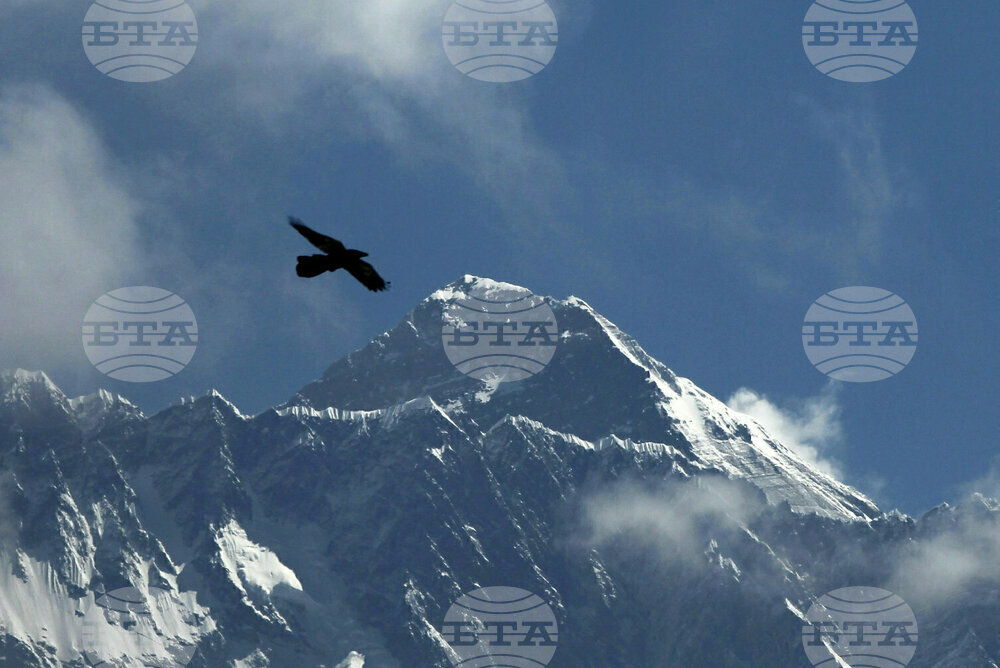 Marieta Georgieva Becomes 3rd Bulgarian Woman to Climb Everest
