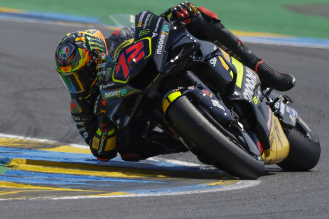 Италианецът Марко Бедзеки ще стартира от първа позиция в клас MotoGP на Гран при на Великобритания по мотоциклетизъм