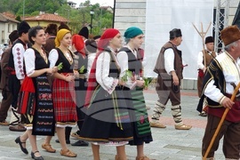 Априлци - възстановка