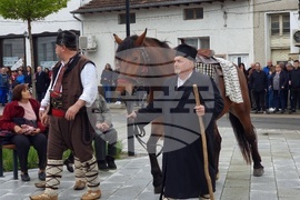 Априлци - възстановка