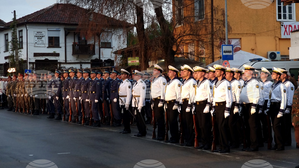 Априлци - Румен Радев - отбелязване на 147-ата годишнина от Априлското въстание