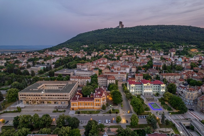 Община Шумен: Публични търгове с явно наддаване за продажба на поземлени имоти в Шумен 
