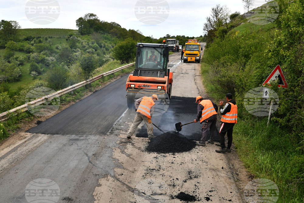 Село Малък Поровец - ремонт на републикански път