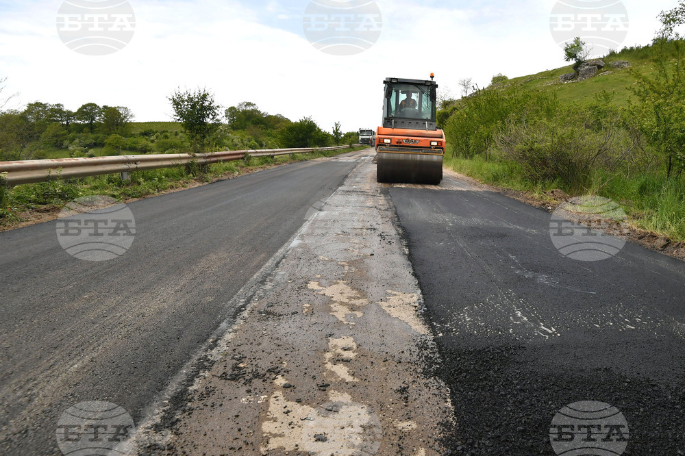 Село Малък Поровец - ремонт на републикански път