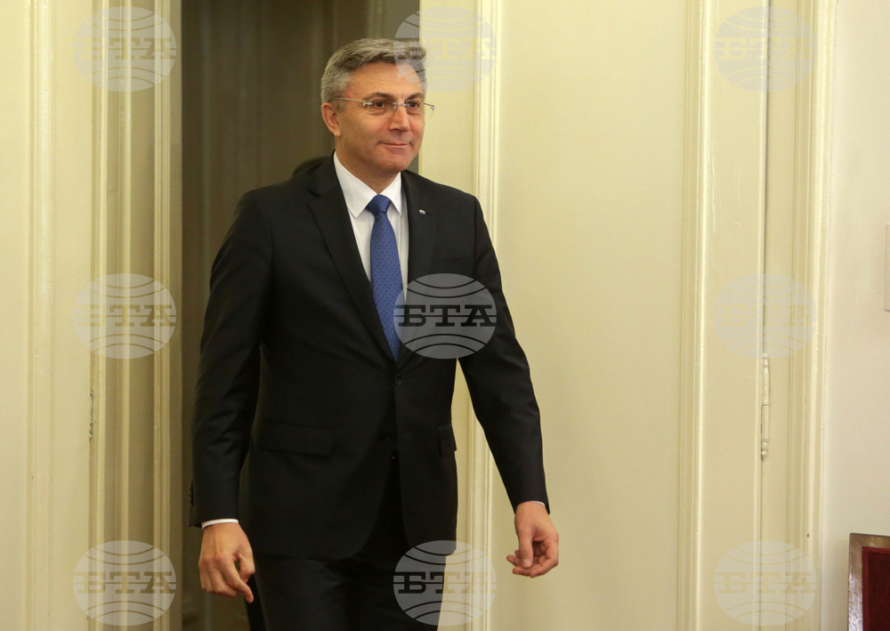 Парламент - ГЕРБ-СДС - ДПС - среща