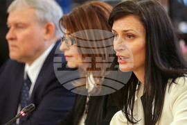 Парламент - ГЕРБ-СДС - ДПС - среща