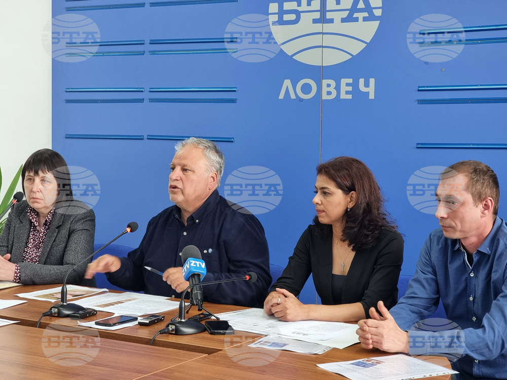 Национален пресклуб на БТА Ловеч - КТ "Подкрепа" - театър - пресконференция