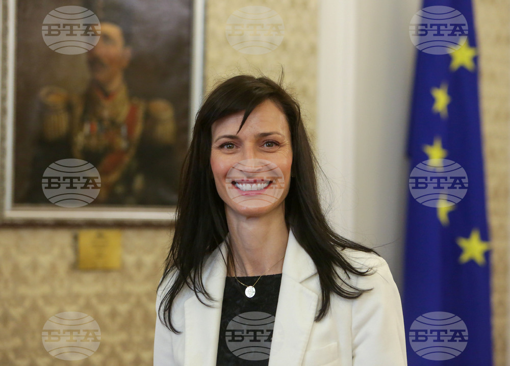Mariya Gabriel: By Resigning as Commissioner, I Acted Responsibly and Loyally to EU Treaties and Bulgarian Constitutional Order
