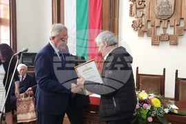 Плевен - празник - почетни граждани