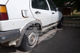 Разград - изоставени коли - стикери