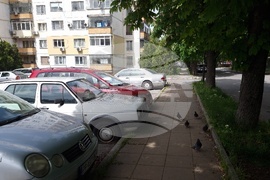 Разград - изоставени коли - стикери