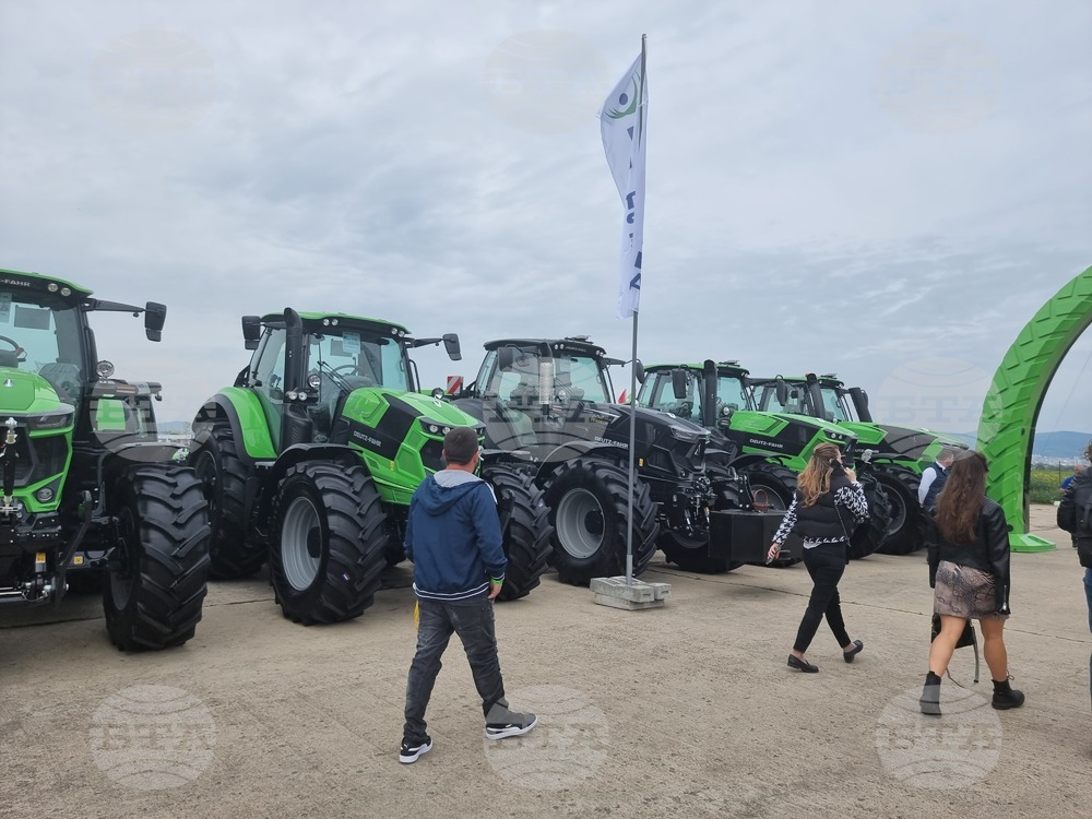 Bulgarian Tractor Market Shows Continued Growth in Q2 Despite Global Downturn