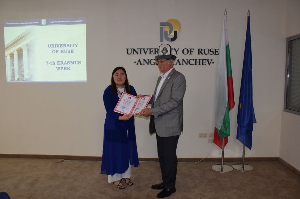 Русенски университет „Ангел Кънчев“: Академик Христо Белоев - Доктор Хонорис Кауза на университета Ала – Тоо в Бишкек, Киргизстан