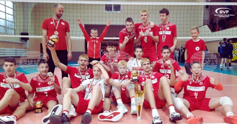 БТА :: ЦСКА зае първото място на Държавното първенство по волейбол за ...