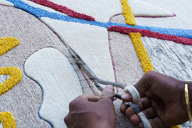 Румъния - Килими, вдъхновени от кукери, показва българка на Румънската седмица на дизайна в Букурещ