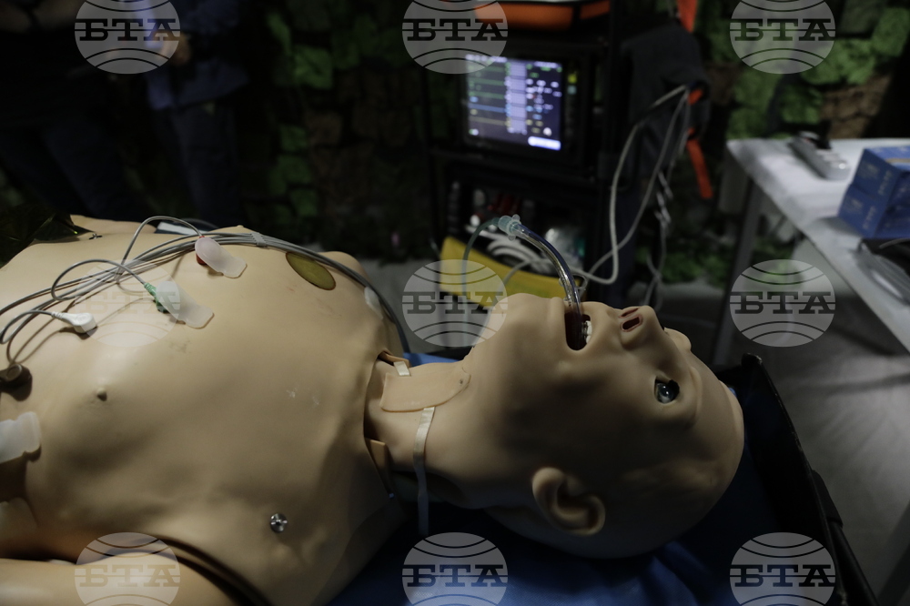 ВМА - Спешна медицинска помощ по въздуха - база за обучение