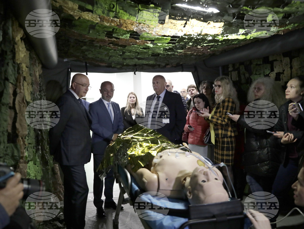 ВМА - Спешна медицинска помощ по въздуха - база за обучение