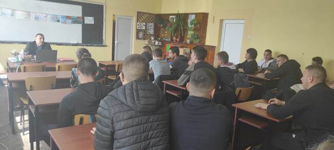 Окръжен съд – Търговище: Зам.- окръжният прокурор закри Образователната програма за тази учебна година с лекция за наркотиците 