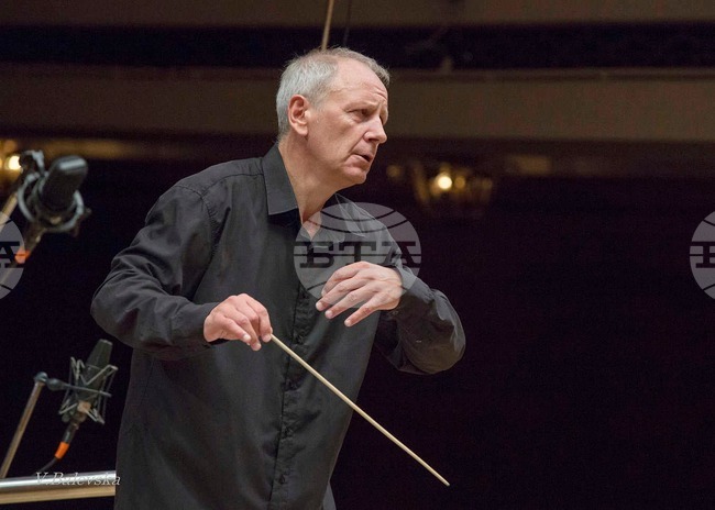 Почина  маестро  Станислав Ушев