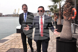 Бургас - пристанище - посланик