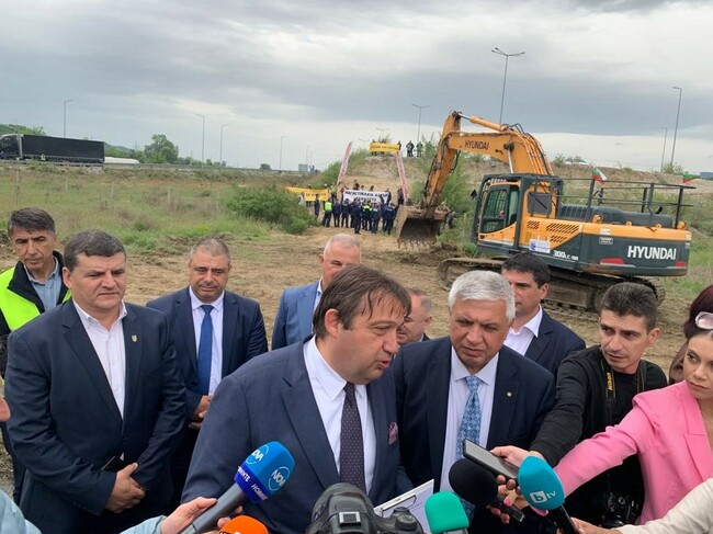 До 2029 г. е програмният период, в който трябва да изградим магистрала „Струма“, каза министър Иван Шишков