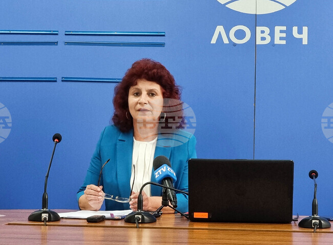 Националния пресклуб на БТА в Ловеч - РУО - ДЗИ - пресконференция