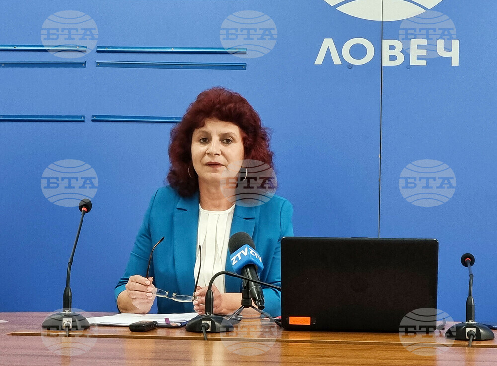 Националния пресклуб на БТА в Ловеч - РУО - ДЗИ - пресконференция