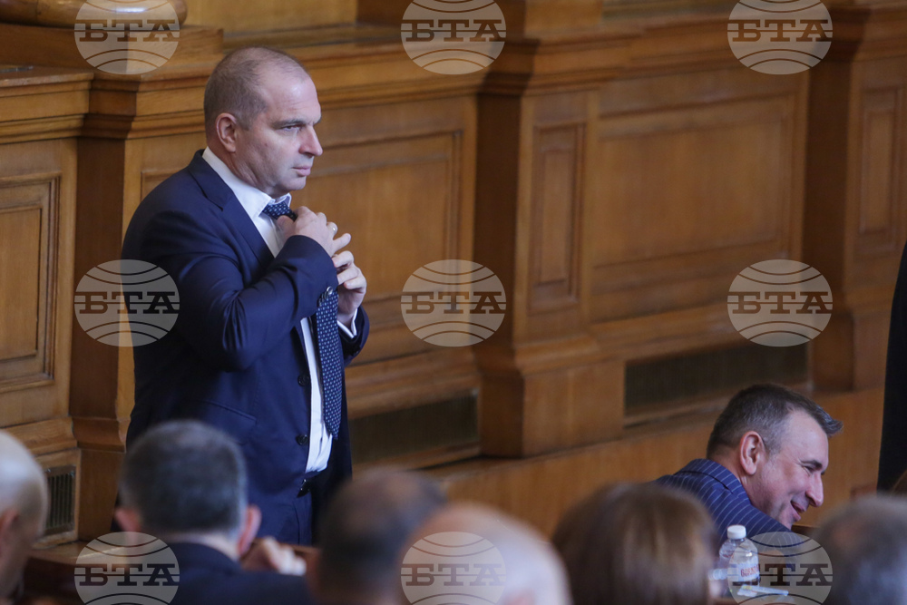 Парламент - заседание - Гроздан Караджов