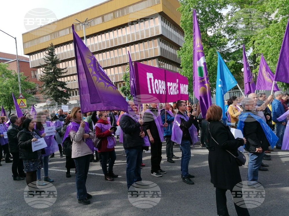 Работещи в Българското национално радио (БНР) - протест 