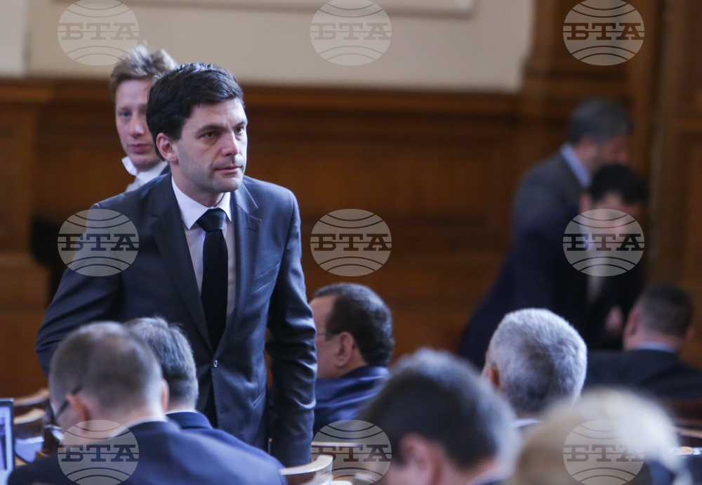 Парламент - заседание - Никола Минчев