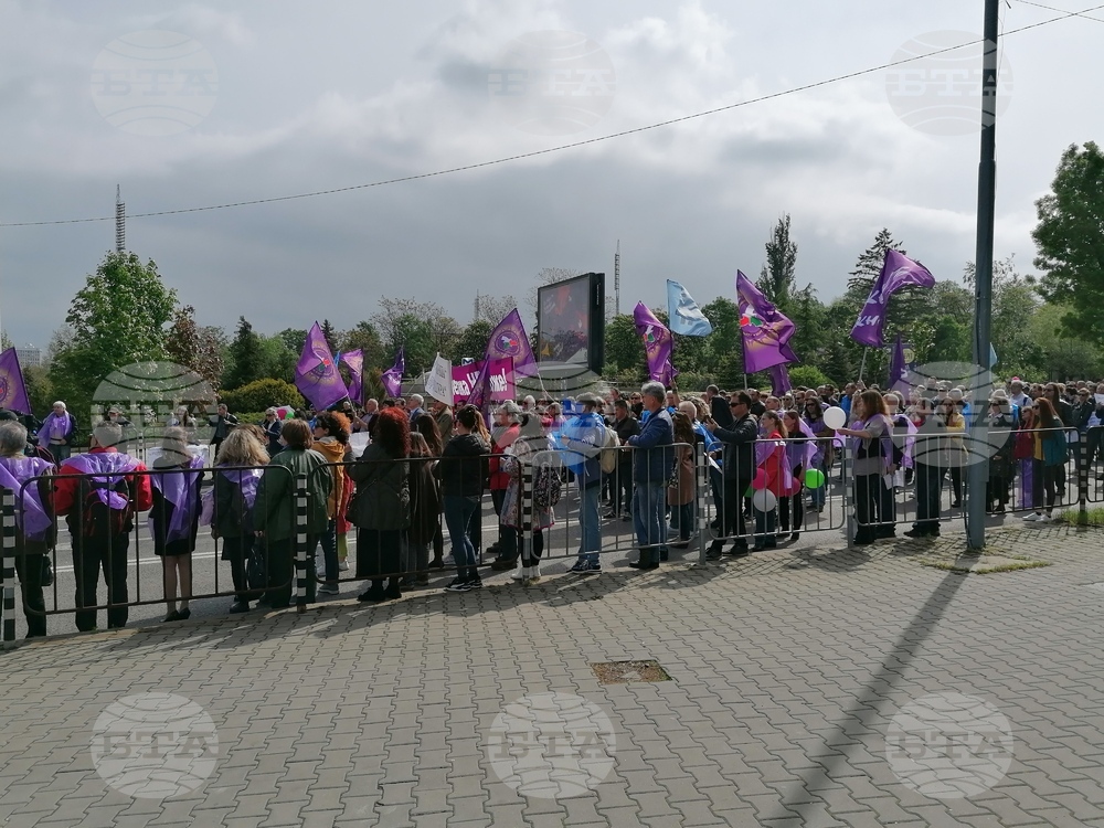 Работещи в Българското национално радио (БНР) - протест