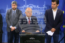 Парламент - "ПП - ДБ" - брифинг