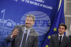 Парламент - "ПП - ДБ" - брифинг