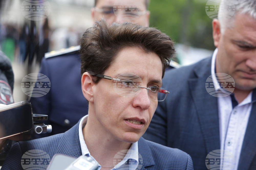 Абитуриентски балове - брифинг - Кристина Лазарова