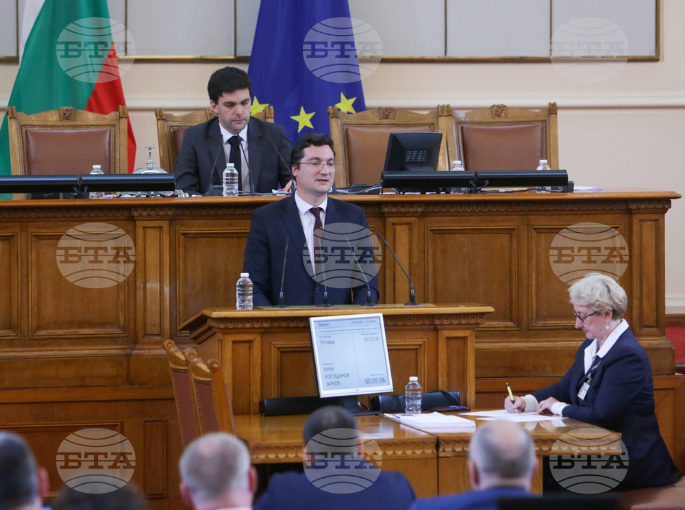 Парламент - заседание - Крум Зарков