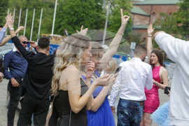 Абитуриенти