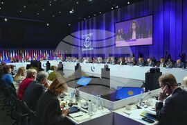 Исландия - Илияна Йотова - дебат на тема "Обединени за Европа"