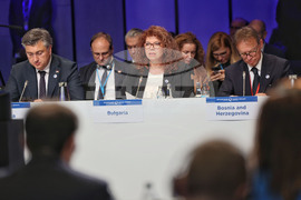 Исландия - Илияна Йотова - дебат на тема "Обединени за Европа"