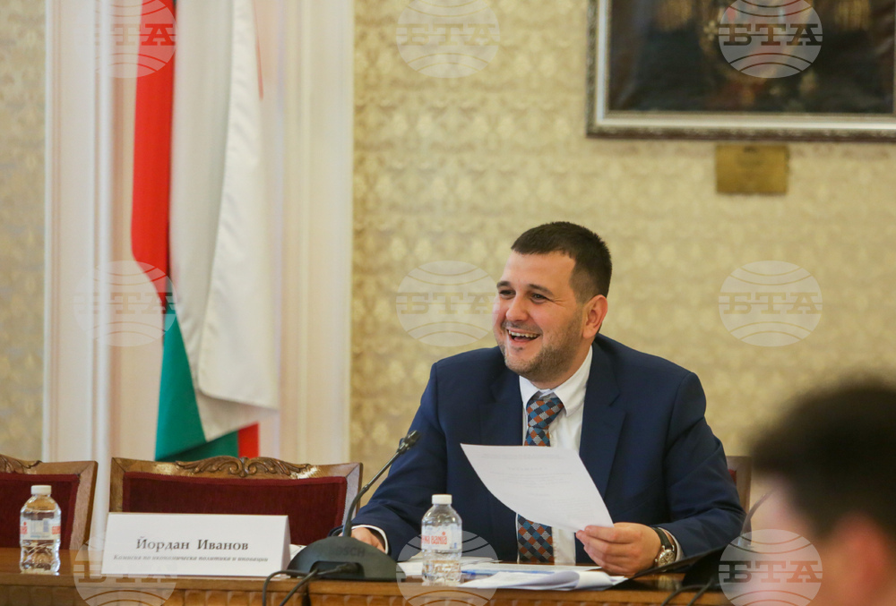 Парламент - Комисия по икономическа политика и иновации - Йордан Иванов