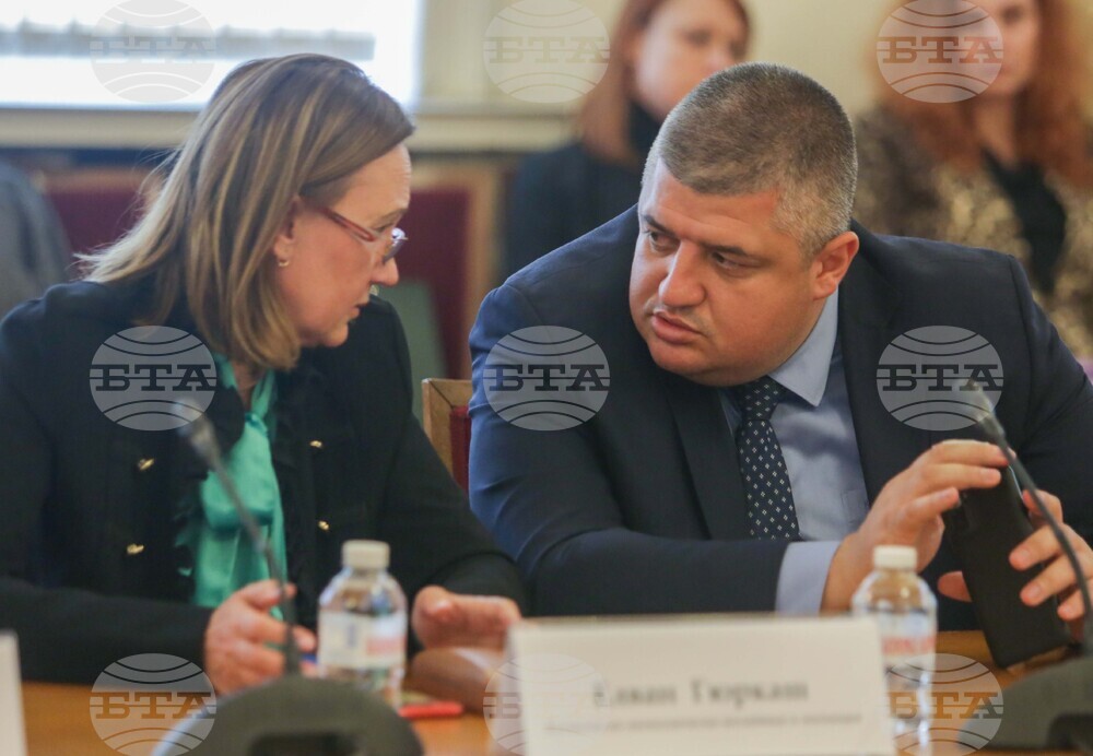 Парламент - Комисия по икономическа политика и иновации