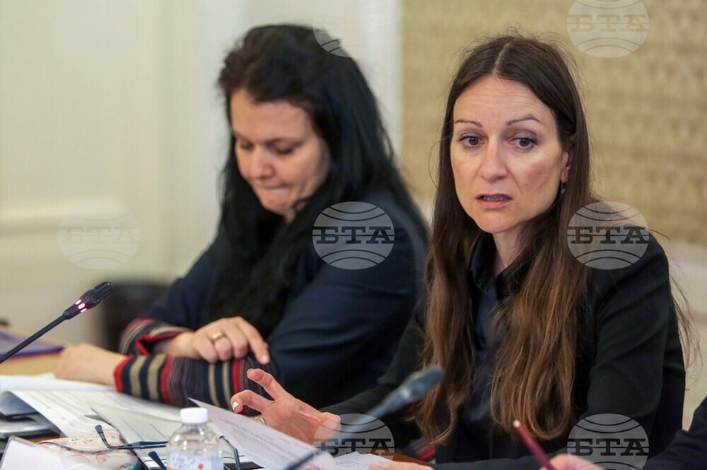 Парламент - Комисия по икономическа политика и иновации