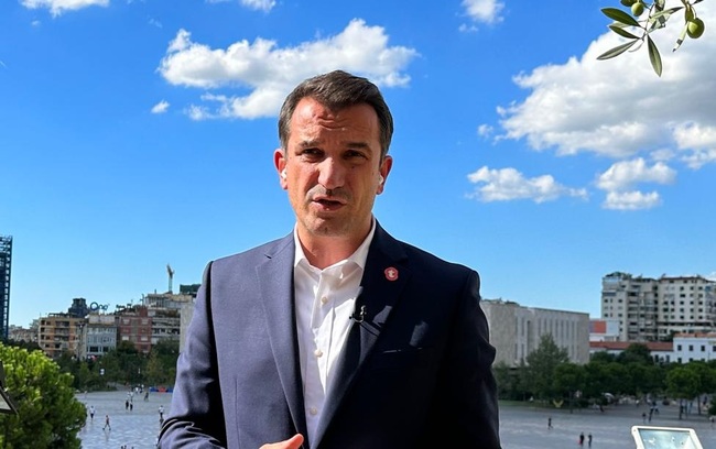 АТА: Кметът на Тирана представи проектите за развитие на албанската столица в района на Новия булевард
