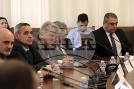 Парламент - Комисия по регионална политика, благоустройство и местно самоуправление