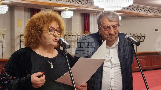 Изложба в памет на Чочо Попйорданов в Народния театър "Иван Вазов"