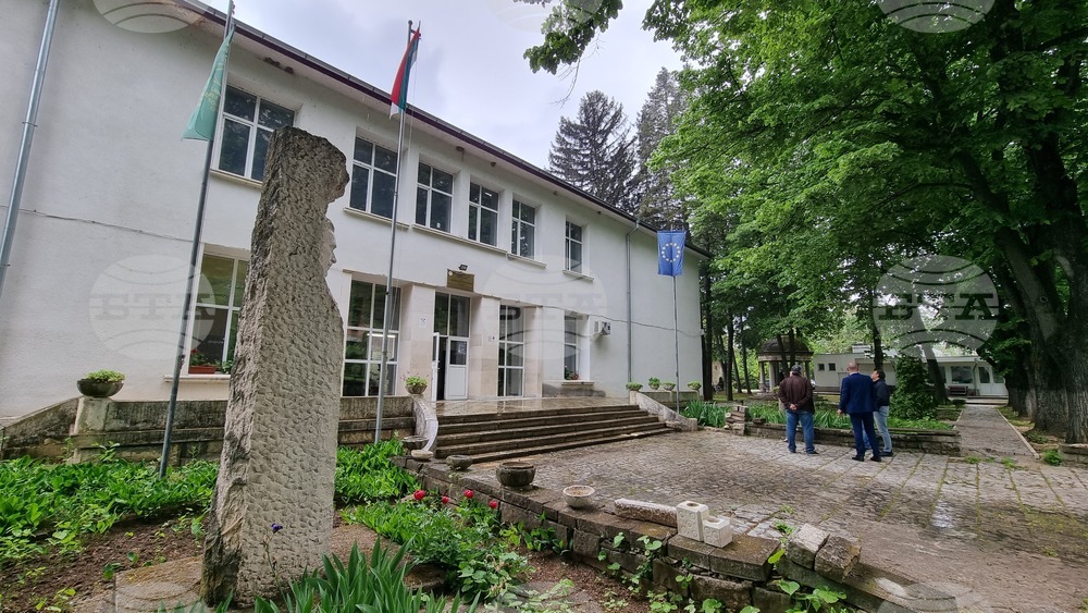 Село Кунино - Професионална гимназия по каменообработване - първа копка