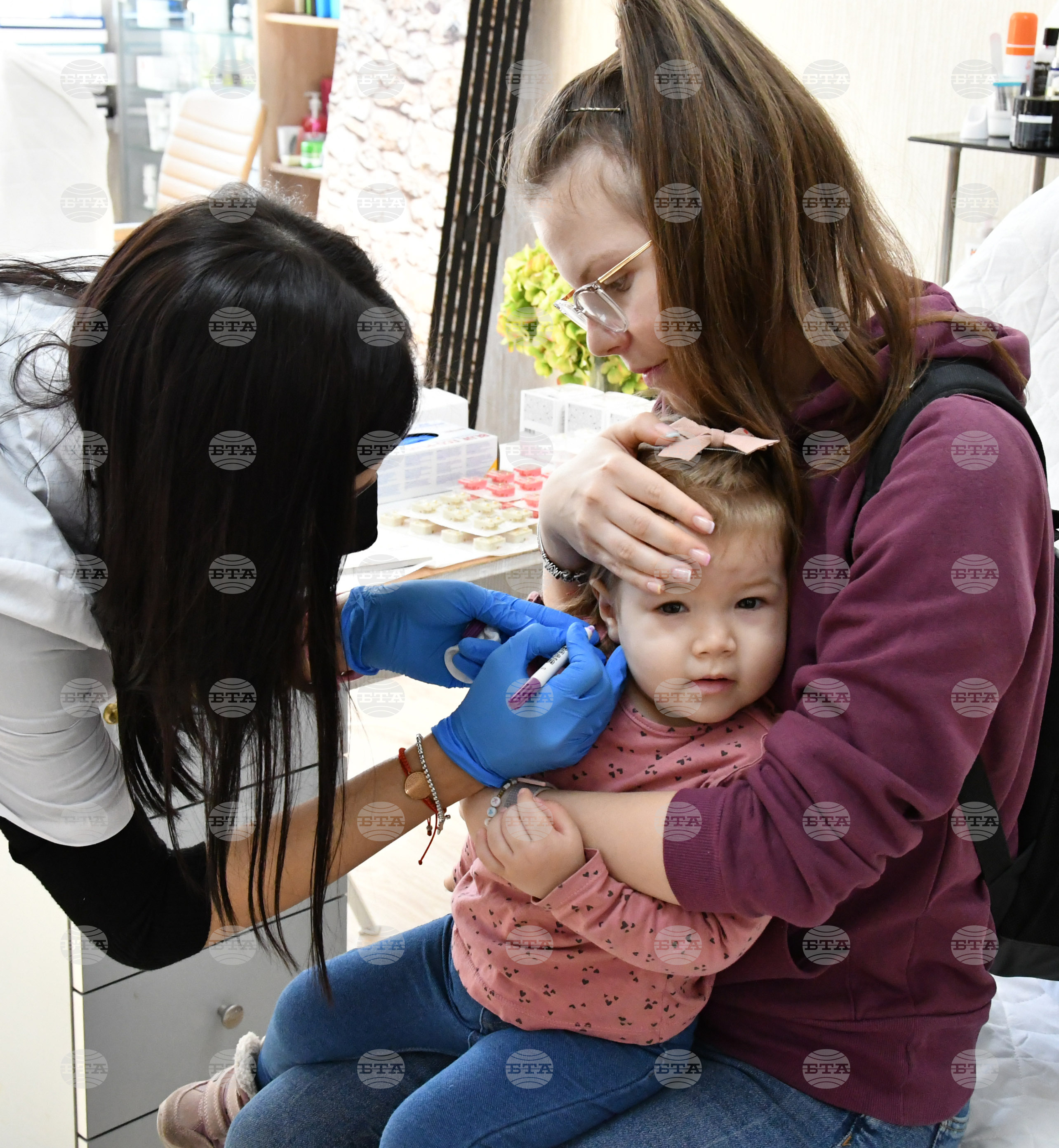 Хасково – Благовещение – поставяне на обеци