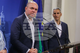 Парламент - ПП - ДБ - брифинг