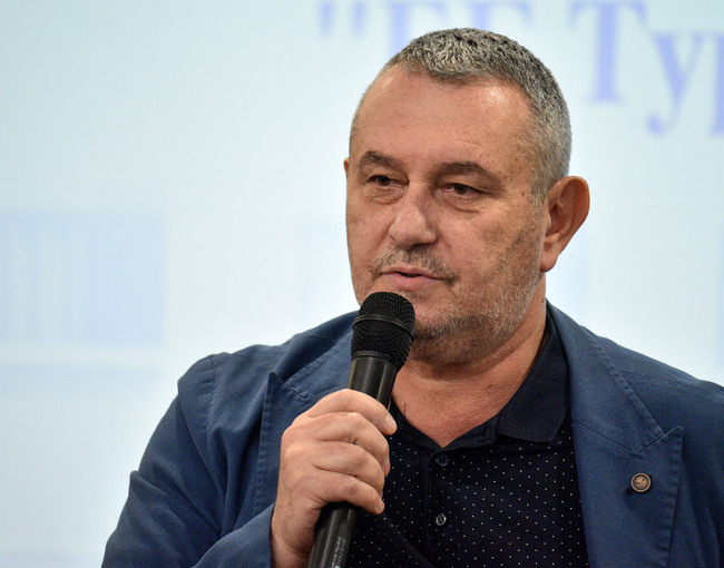 България има изключително чисти плажове, но проверките ни няма да спрат, каза директорът на РЗИ Бургас д-р Георги Паздеров